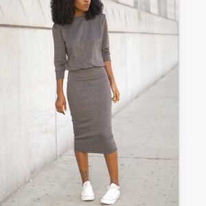 Shoxie Gray Sweatshirt Midi Dress